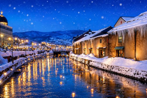 【特惠選】北海道溫泉5日.保住兩晚溫泉.函館夜景纜車.洞爺彩燈.小樽漫遊.小丑漢堡.三井OUTLET購物.螃蟹美食